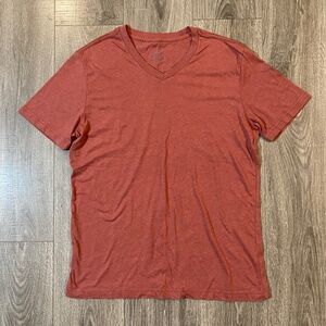 MENS ARIZONA VNECK DARK TERRACOTTA COLOR